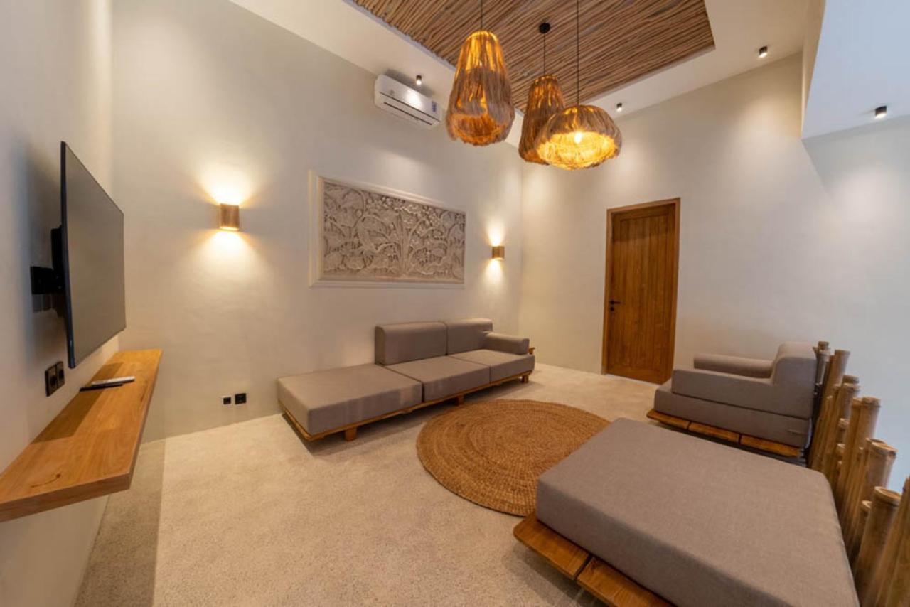 Semiramida By Evdekimi - Elegant 2br With Pool, Open-air Bath, Patio - Long Extras Villa