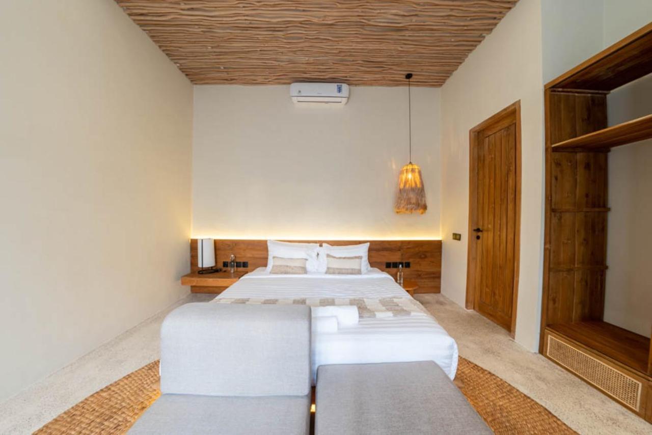 Semiramida By Evdekimi - Elegant 2br With Pool, Open-air Bath, Patio - Long Extras Villa *