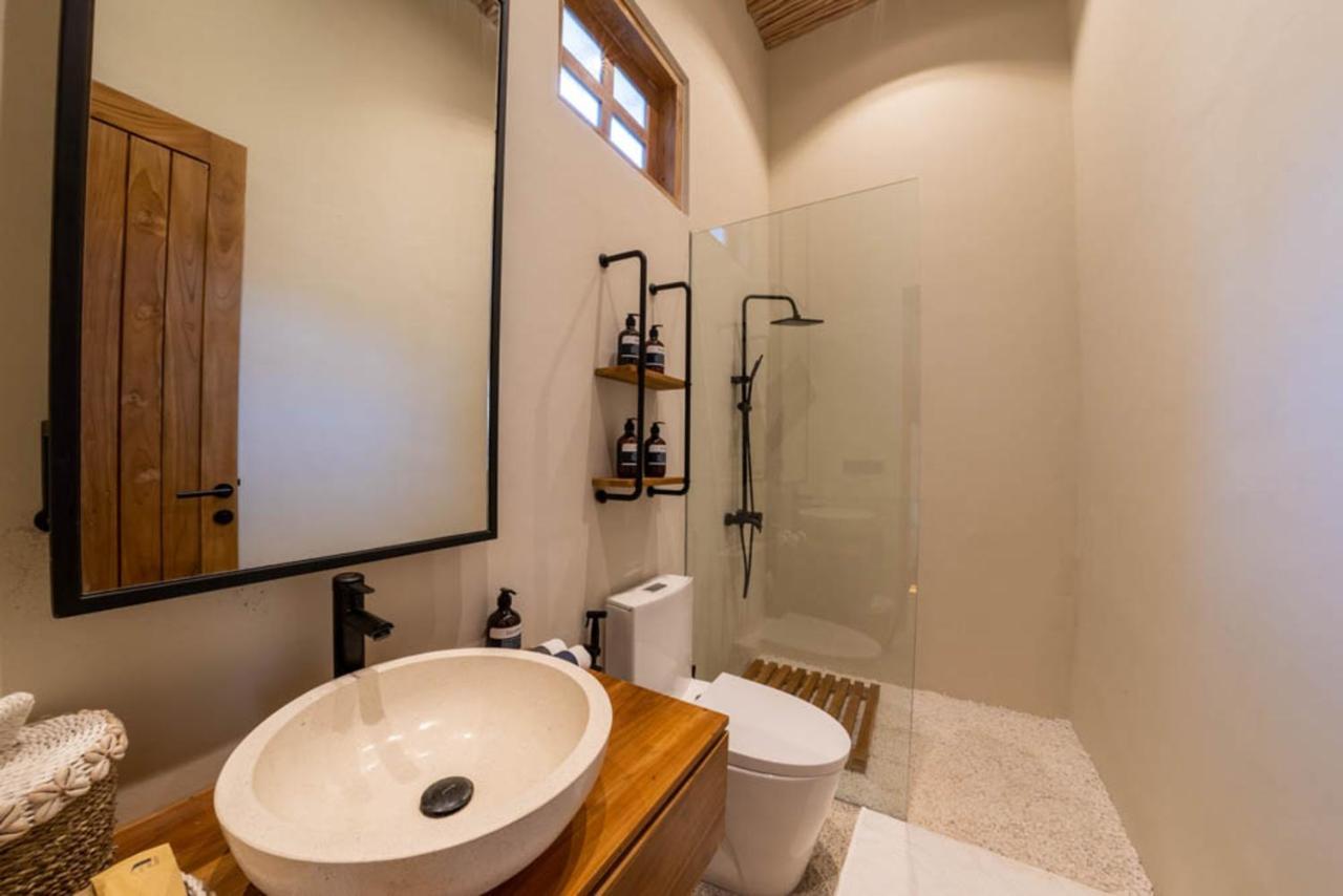 Villa Semiramida By Evdekimi - Elegant 2br With Pool, Open-air Bath, Patio - Long Extras Ubud